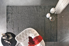 Bild in den Galerie-Viewer laden,Adriani Rossi Doge Clean Style Rug