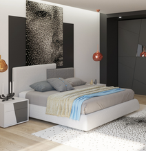 Bild in den Galerie-Viewer laden,GIESSEGI TIVOLI BEISTELLTISCH