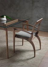 Bild in den Galerie-Viewer laden,PACINI E CAPPELLINI THELMA STUHL