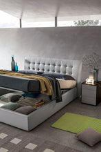 Load image into Gallery viewer, SANTA LUCIA QUADRO BED SET