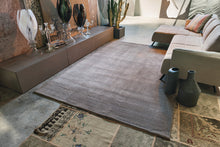 Bild in den Galerie-Viewer laden,Adriani Rossi Sunrise Basic Velvet Effect Rug