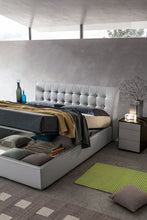 Load image into Gallery viewer, SANTA LUCIA QUADRO BED SET

