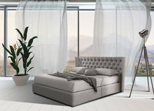 Bild in den Galerie-Viewer laden,Giessegi Kingsize-Bett
